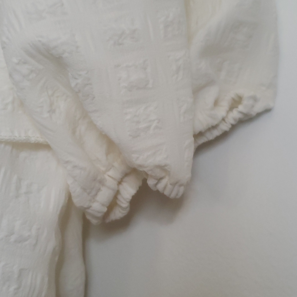 Blu Pepper Textured Ruffle Blouse Top - Picture 6 of 10